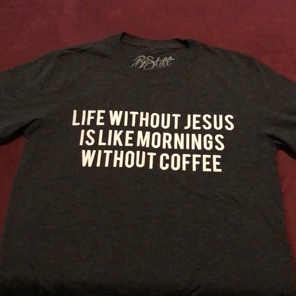 BE STILL Jesus short sleeve dk gray shirt. Size Sm women’s Excellent condition